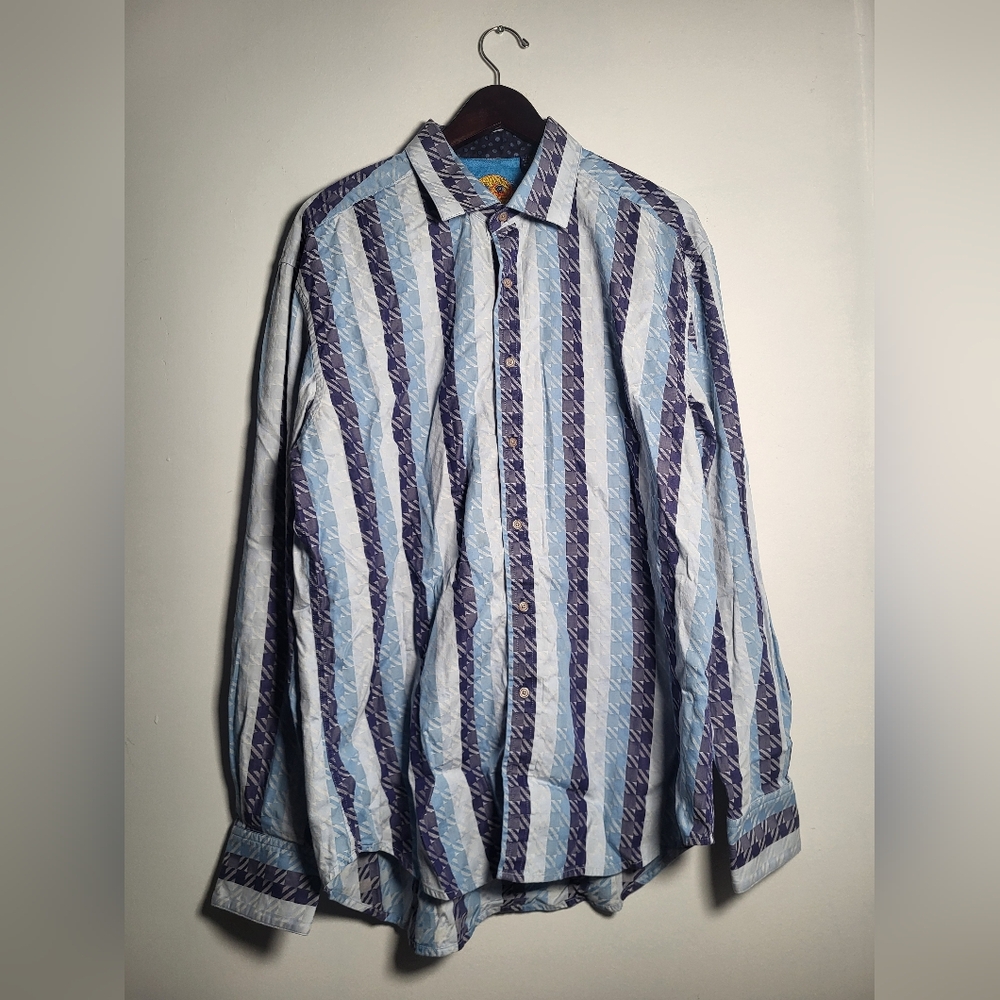 👕🌶 Robert Graham Vertical Striped Longsleeve Button Up Shirt